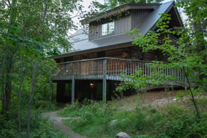 Lynx Lodge
